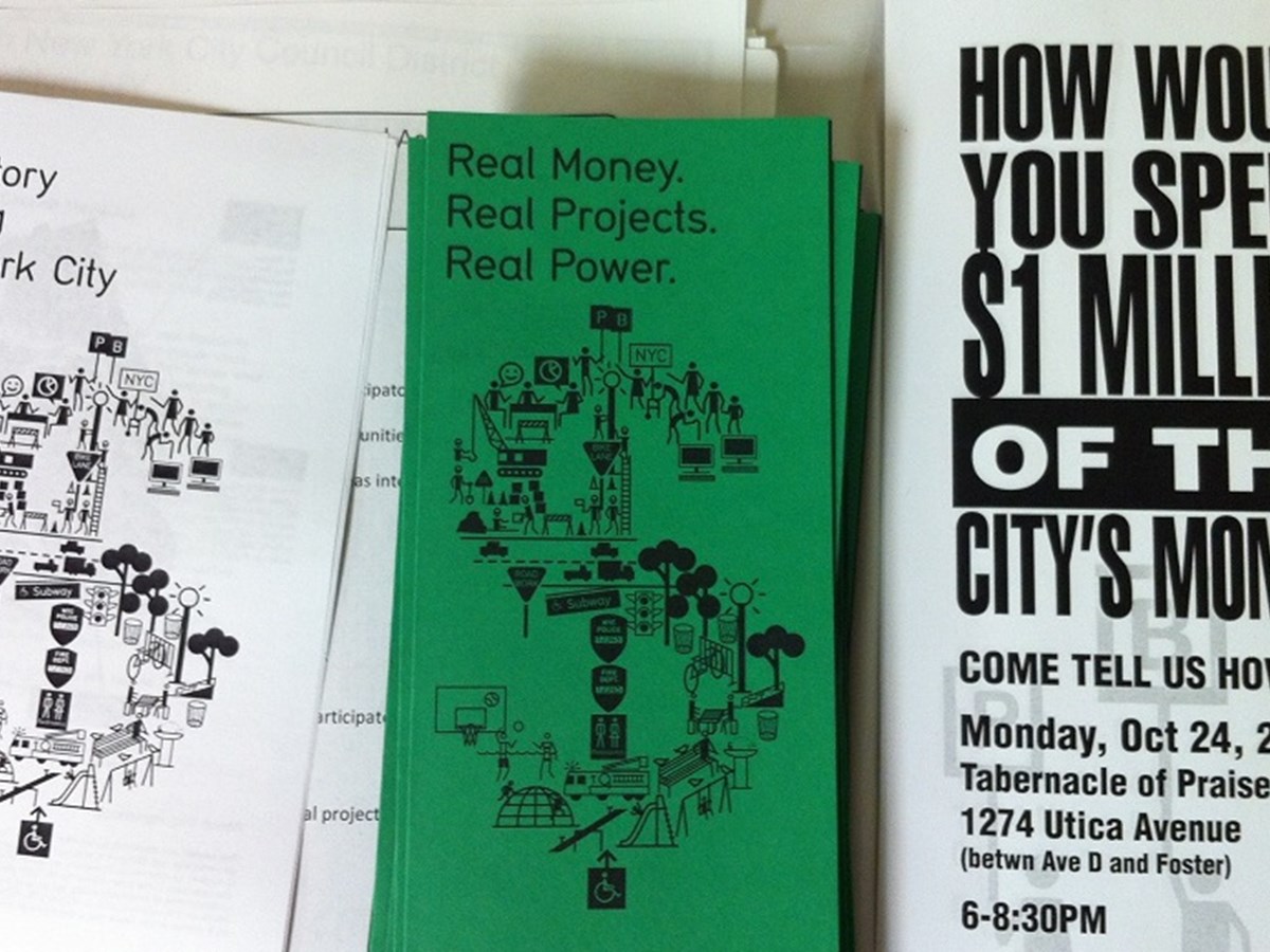 Leaflets for New York’s 2011 PB process (Credit: Rosa Luxemburg Stiftung)